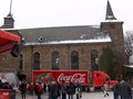 Einige Besucher sind schon auf dem Schloßplatz