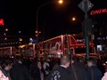 Viele Zusachauer sehen die ankommenden Trucks