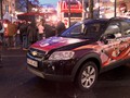 Ein Begleitfahrzeug vom Coca-Cola Weihnachtstour-Team